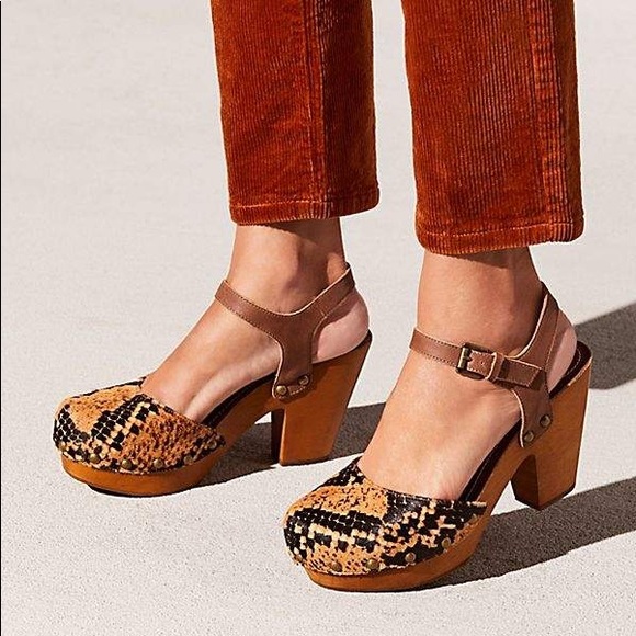free people downtown clog